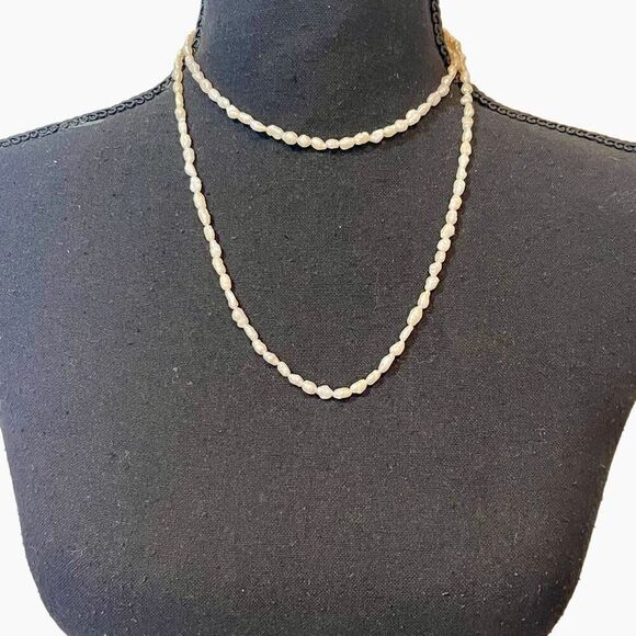 Vintage Long Single Strand Of Fresh Water Pearls Off White 36” Necklace - Picture 3 of 5